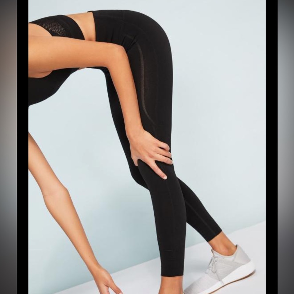 *Anthropologie Free People Movement High-Rise Self-Hem Sculpt Leggings